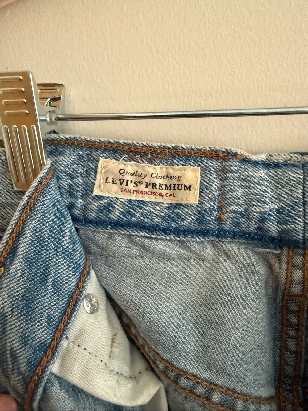 Levi's Light Blue High Rise Wide Leg Jeans - Picture 6 of 8